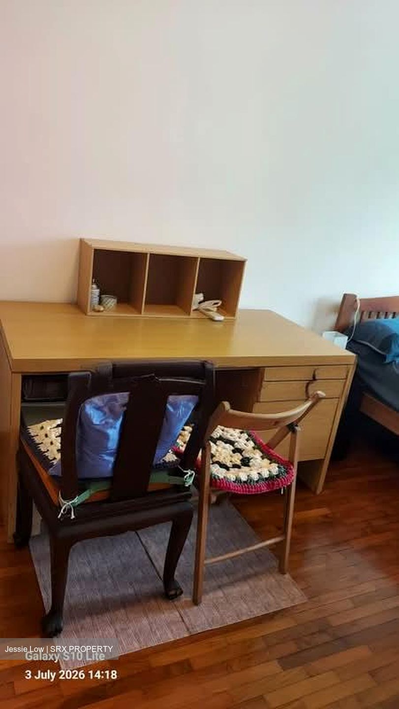 Sennett Estate (D13), Terrace #606352461